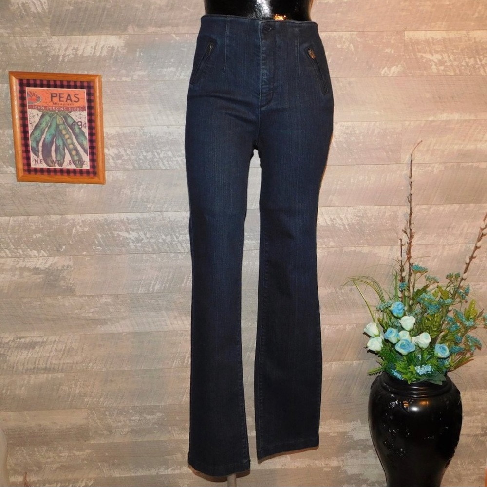 NYDJ Straight Leg Stretch Style 795 (G). (2)